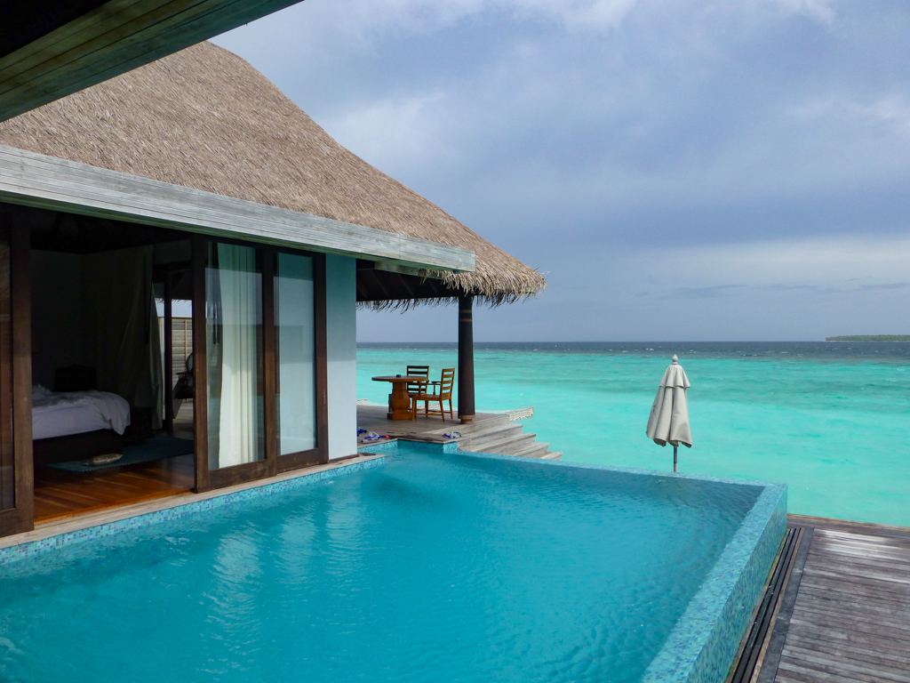 Anantara Kihavah Maldives Villas Pool