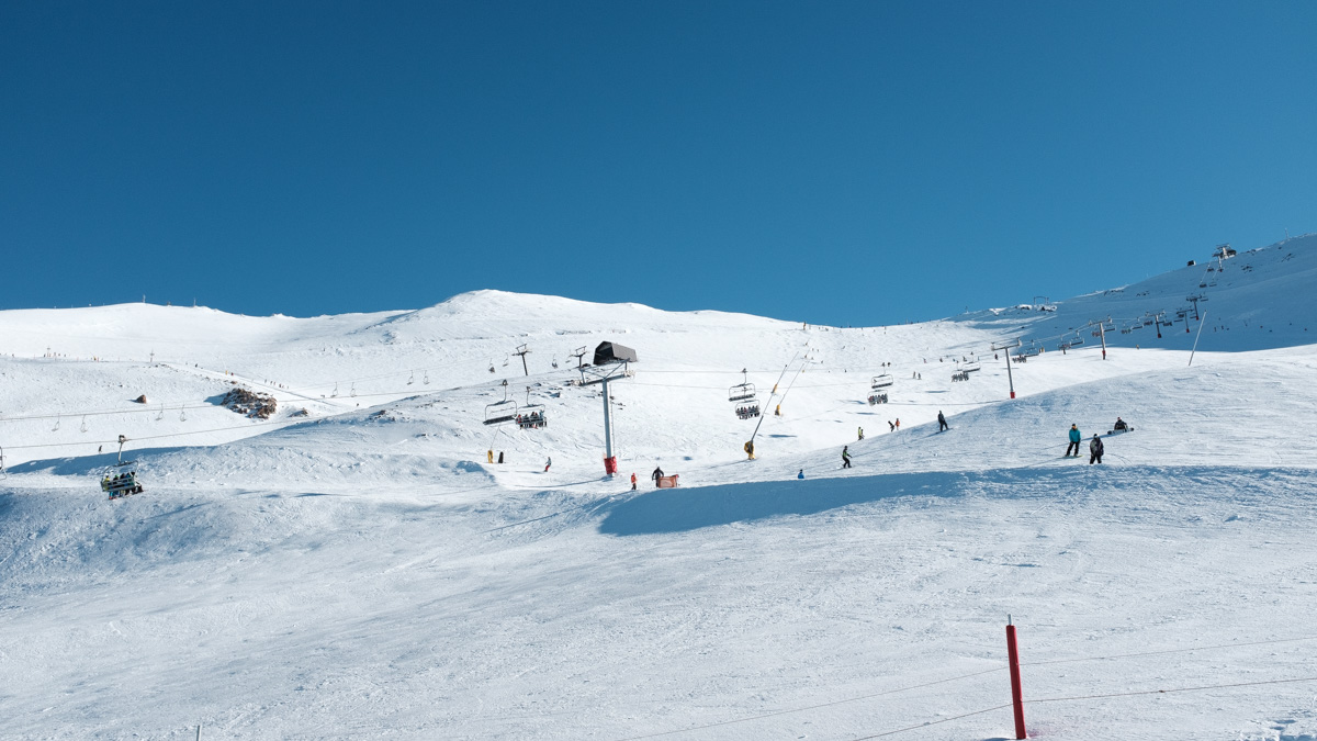 things to do in christchurch - skiing mt hutt 3