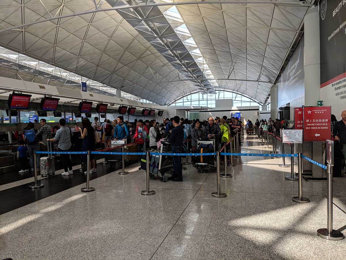 hong kong airline check in luggage