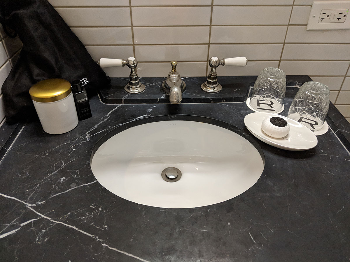 Refinery Hotel New York - Bathroom