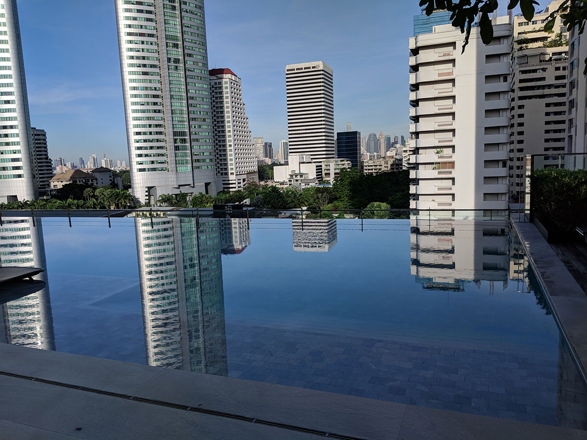 Novotel Sukhumvit 20 swimming pool