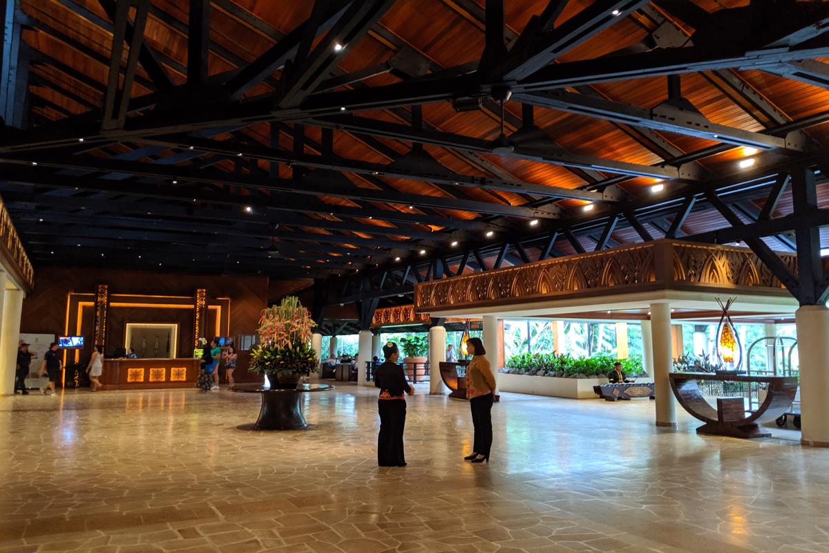 Shangri-La's Tanjung Aru Resort & Spa  Toucan Takes Off